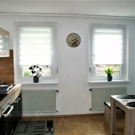 Ferienwohnung Tropper 즈바이브루켄